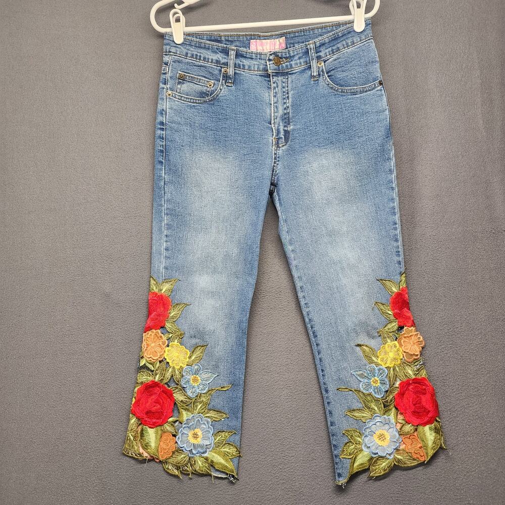 Vintage Sassy Thai Womens Jeans Size 4 Floral Embroidered Applique Cropped Y2K